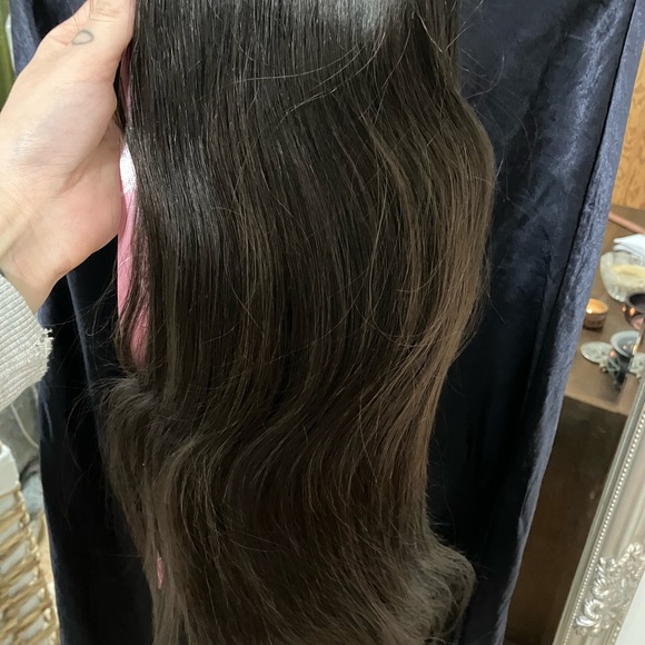 20” Human Hair Extensions - Picture 2 of 8